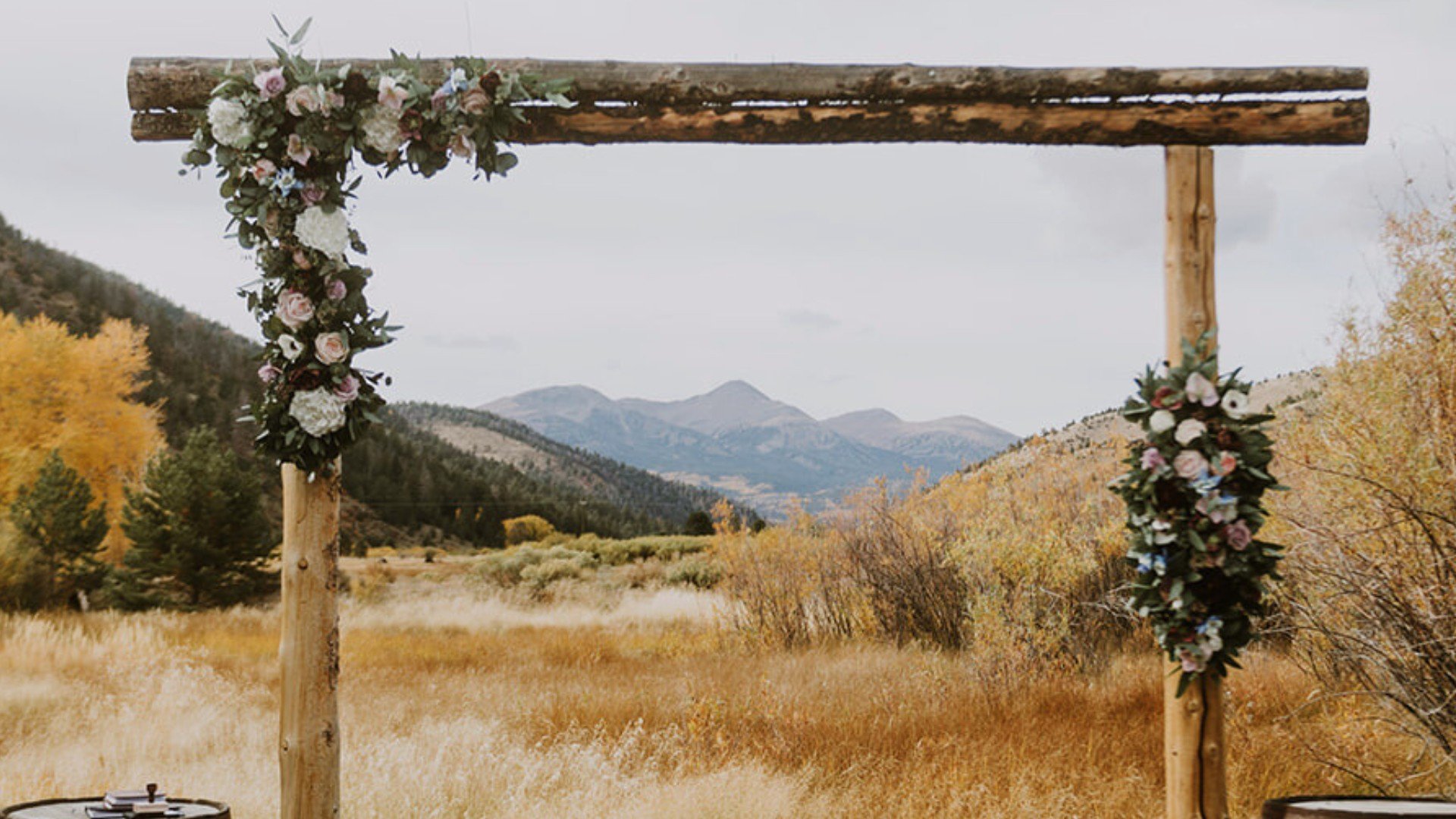 ceremony-site-mountain-views-in-Fall
